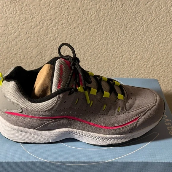 Easy Spirit’s Romy  Gray and Pink Athletic Shoes with Vibrant Accents - Picture 4 of 8